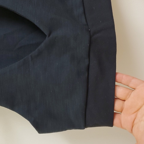 New with tags Beyond yoga cropped top size small - Picture 3 of 9